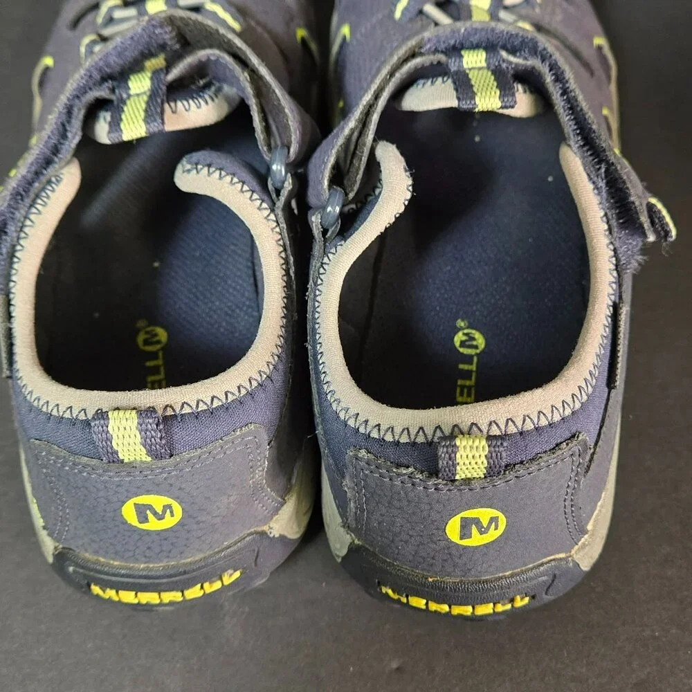 Merrell Boys Hydro H2O Sandals Size 4M Navy & Yellow Durable Athletic Footwear